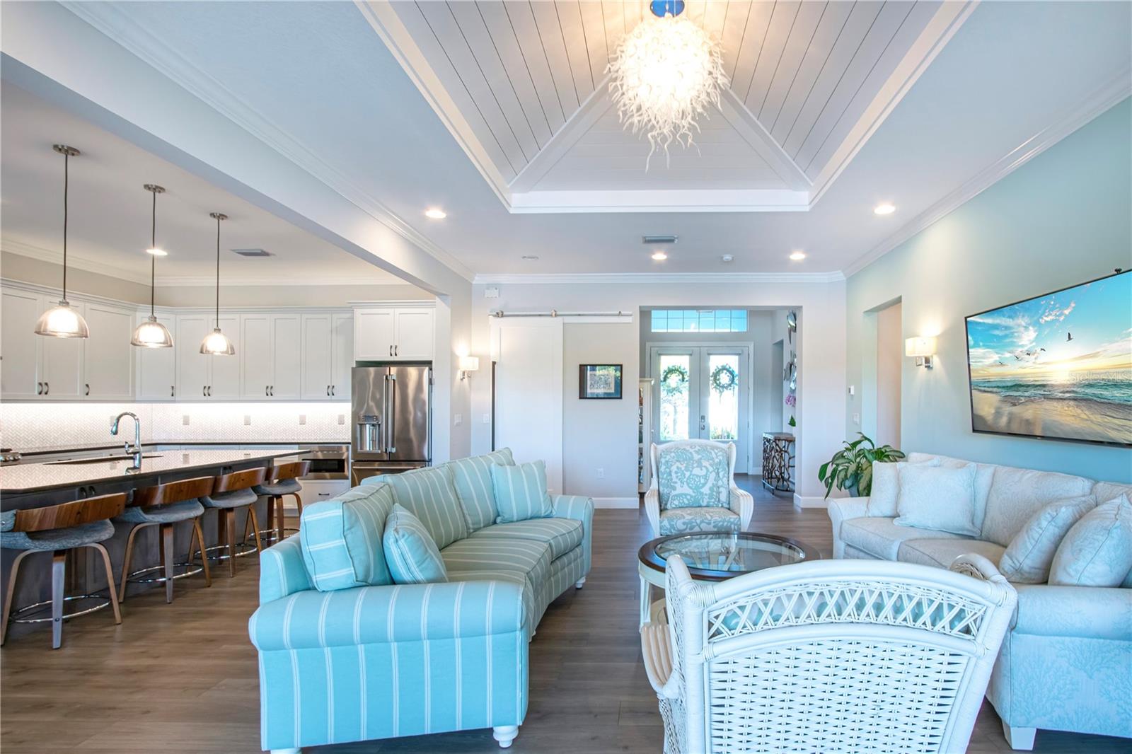 SANDHILL LAKE - Residential