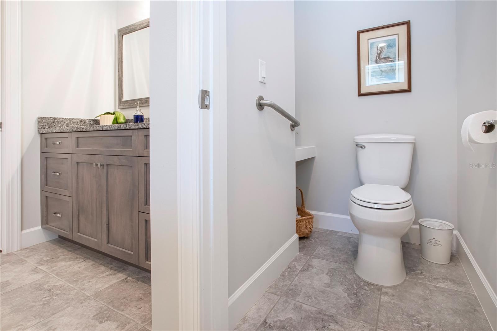 SANDHILL LAKE - Residential