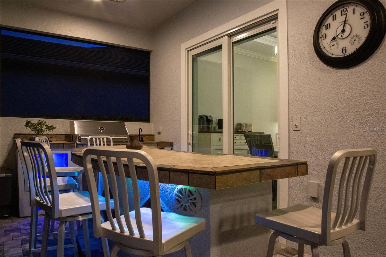 SANDHILL LAKE - Residential