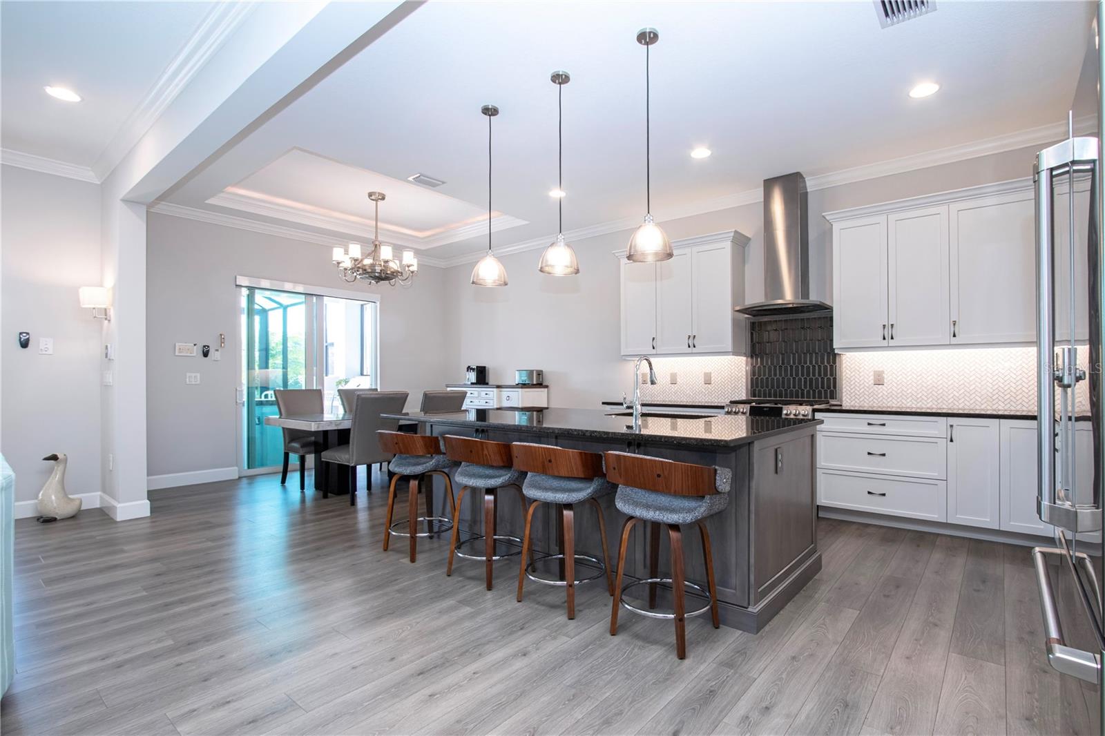 SANDHILL LAKE - Residential