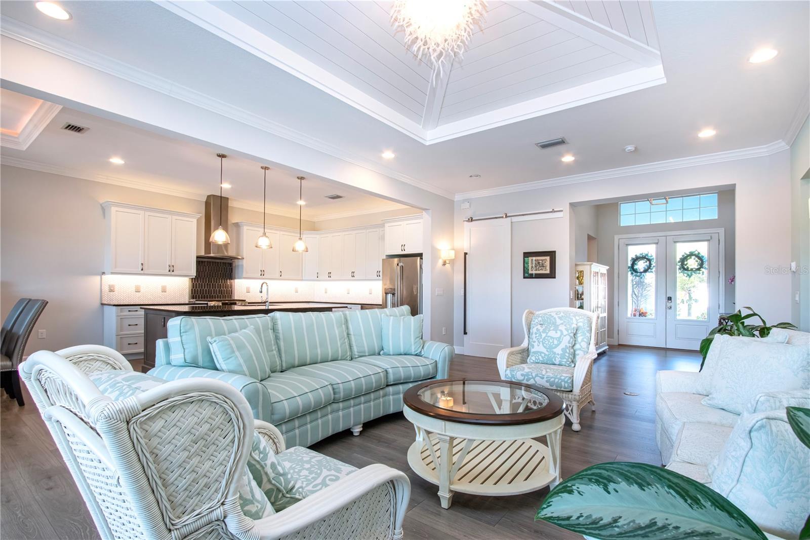 SANDHILL LAKE - Residential