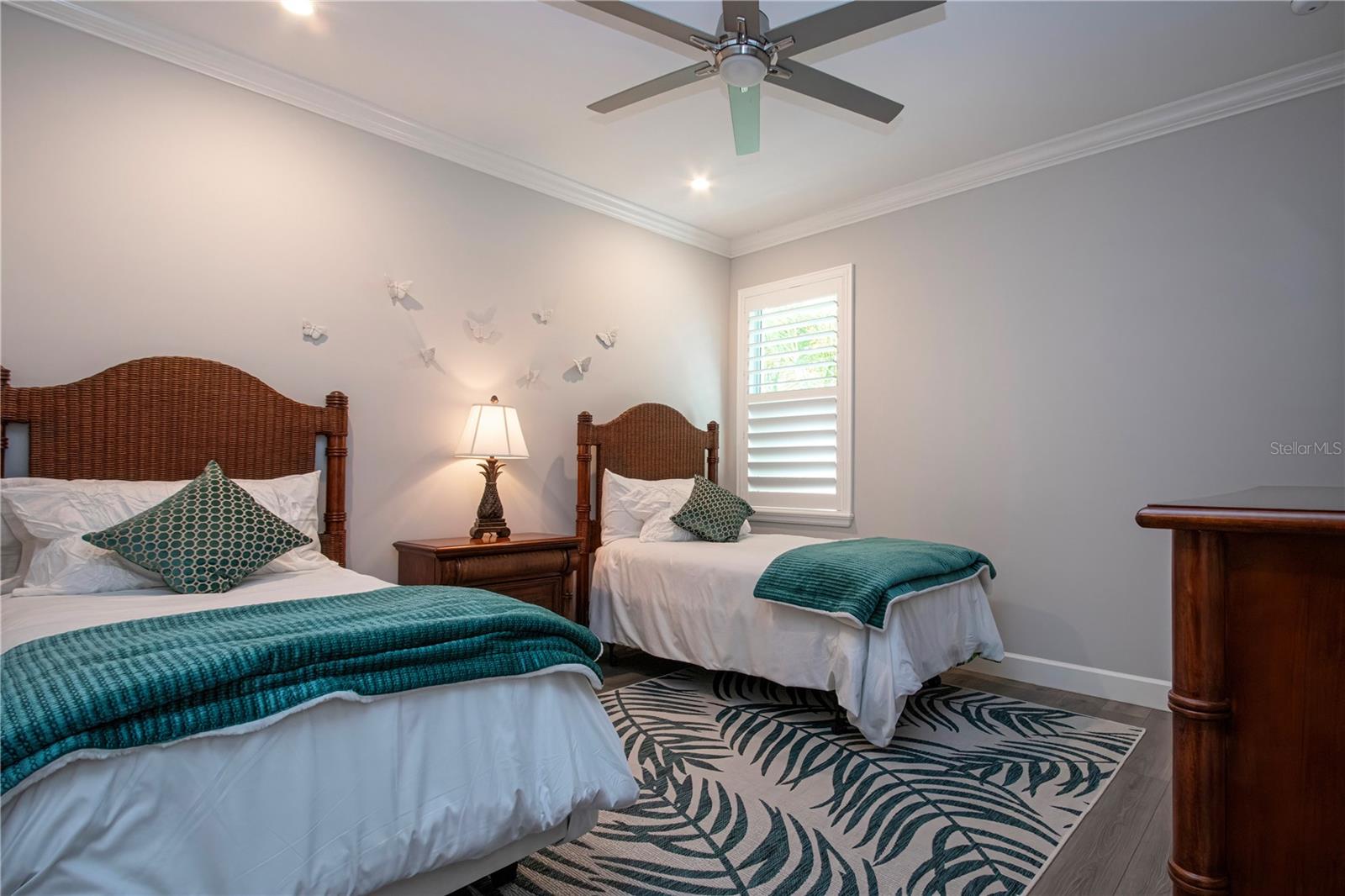 SANDHILL LAKE - Residential