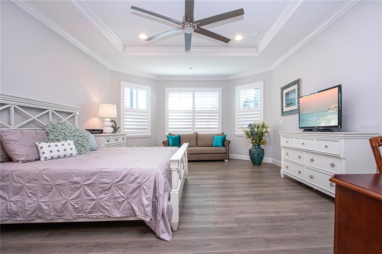 SANDHILL LAKE - Residential