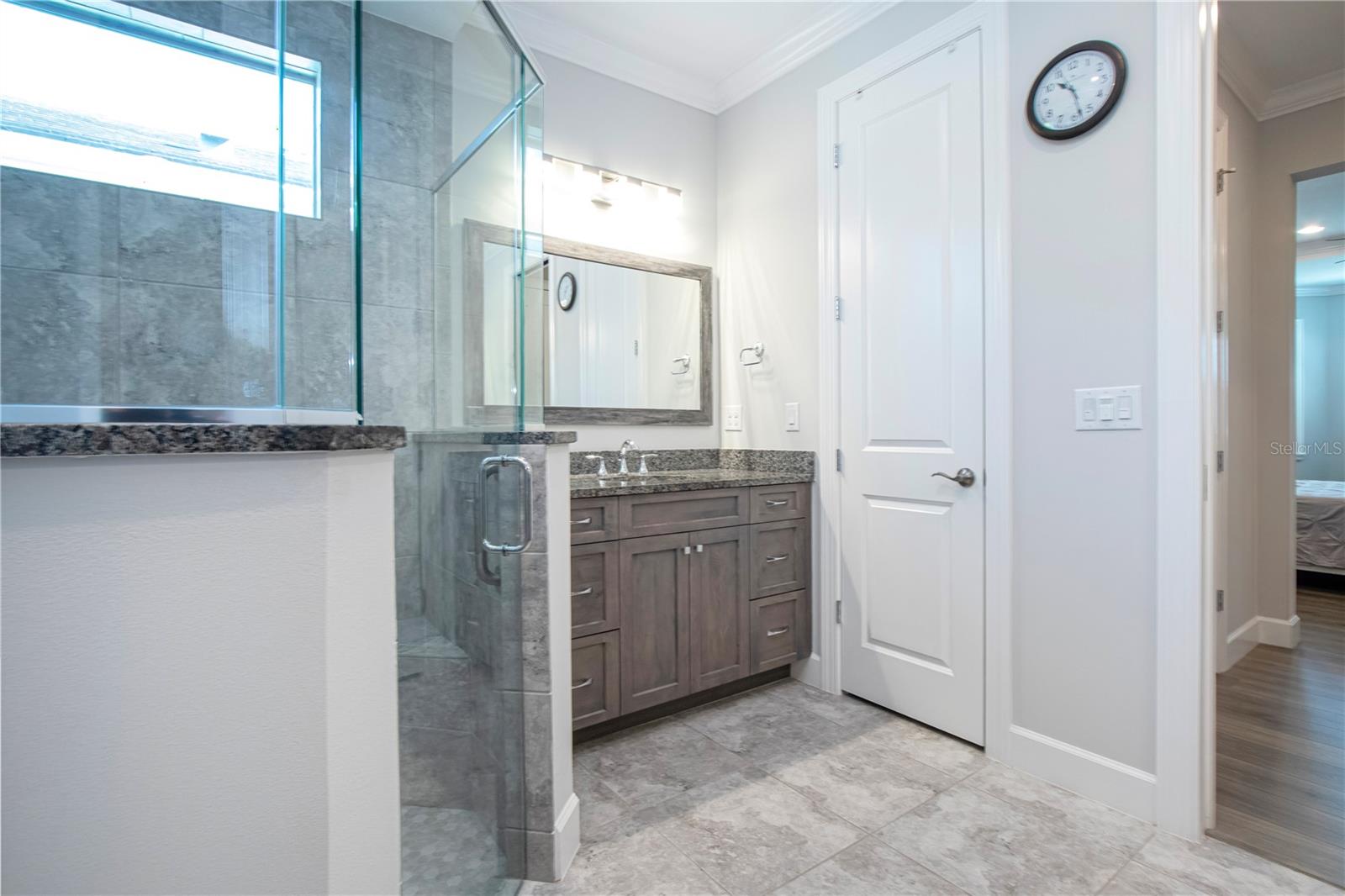 SANDHILL LAKE - Residential