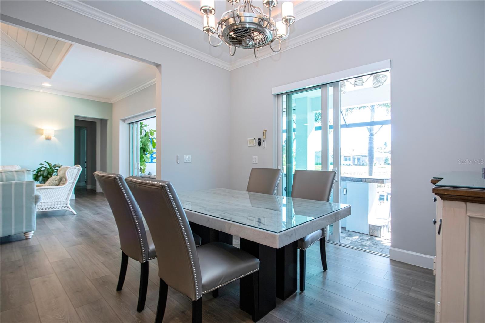 SANDHILL LAKE - Residential