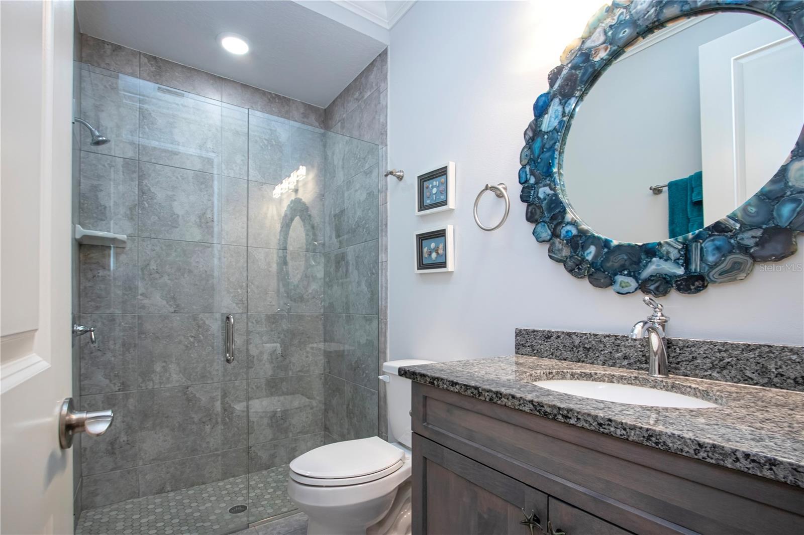 SANDHILL LAKE - Residential