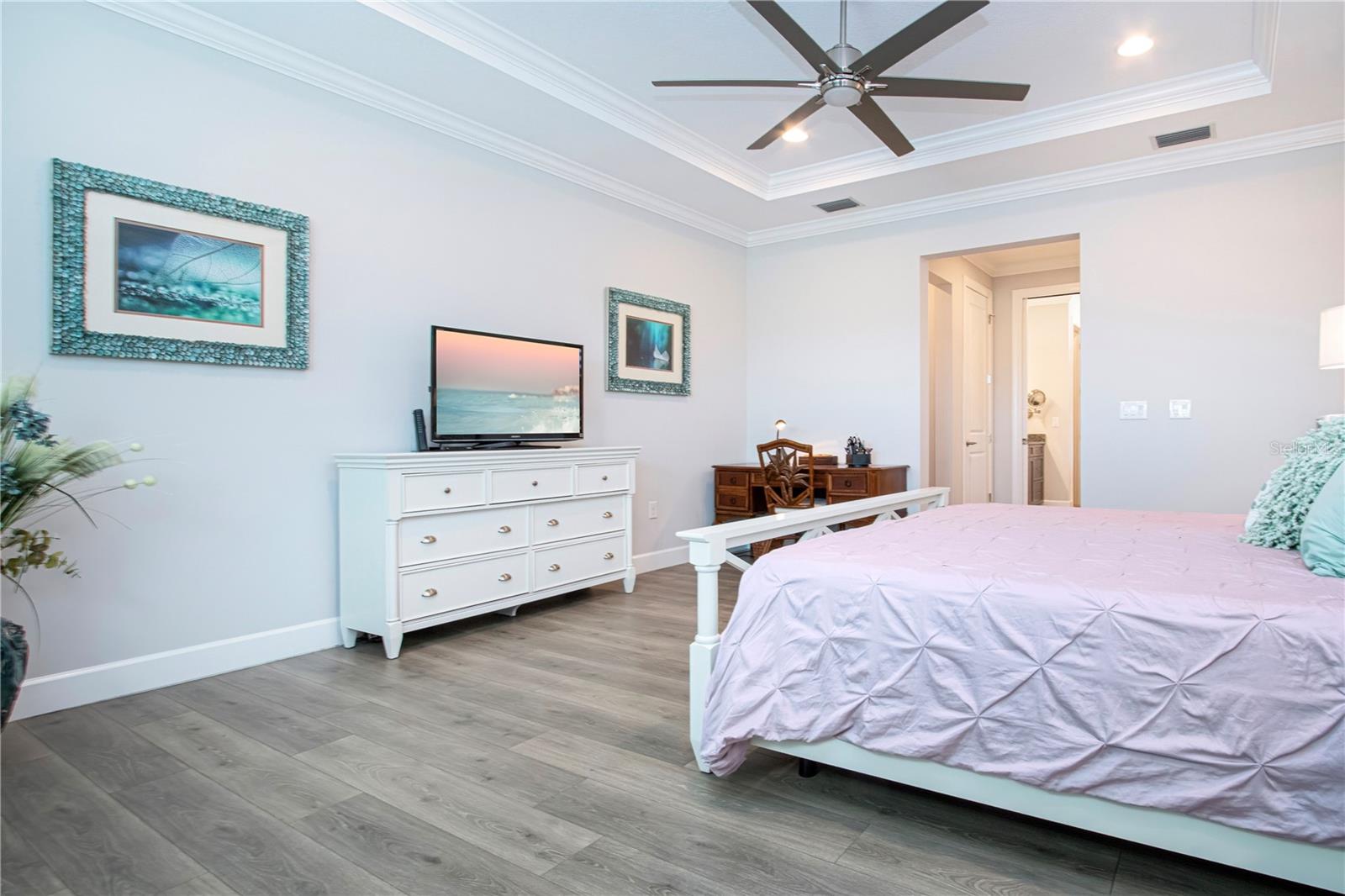 SANDHILL LAKE - Residential