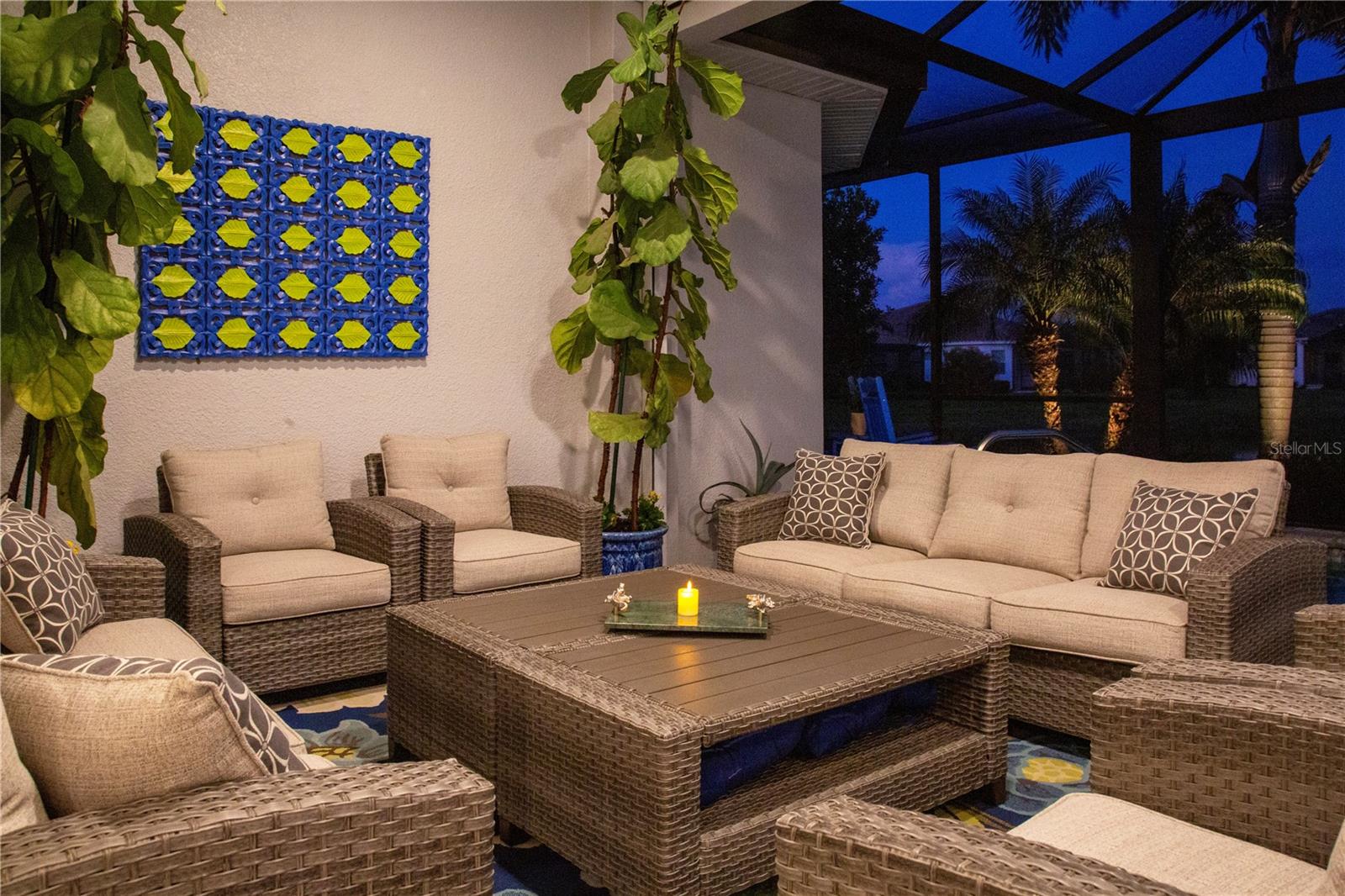 SANDHILL LAKE - Residential