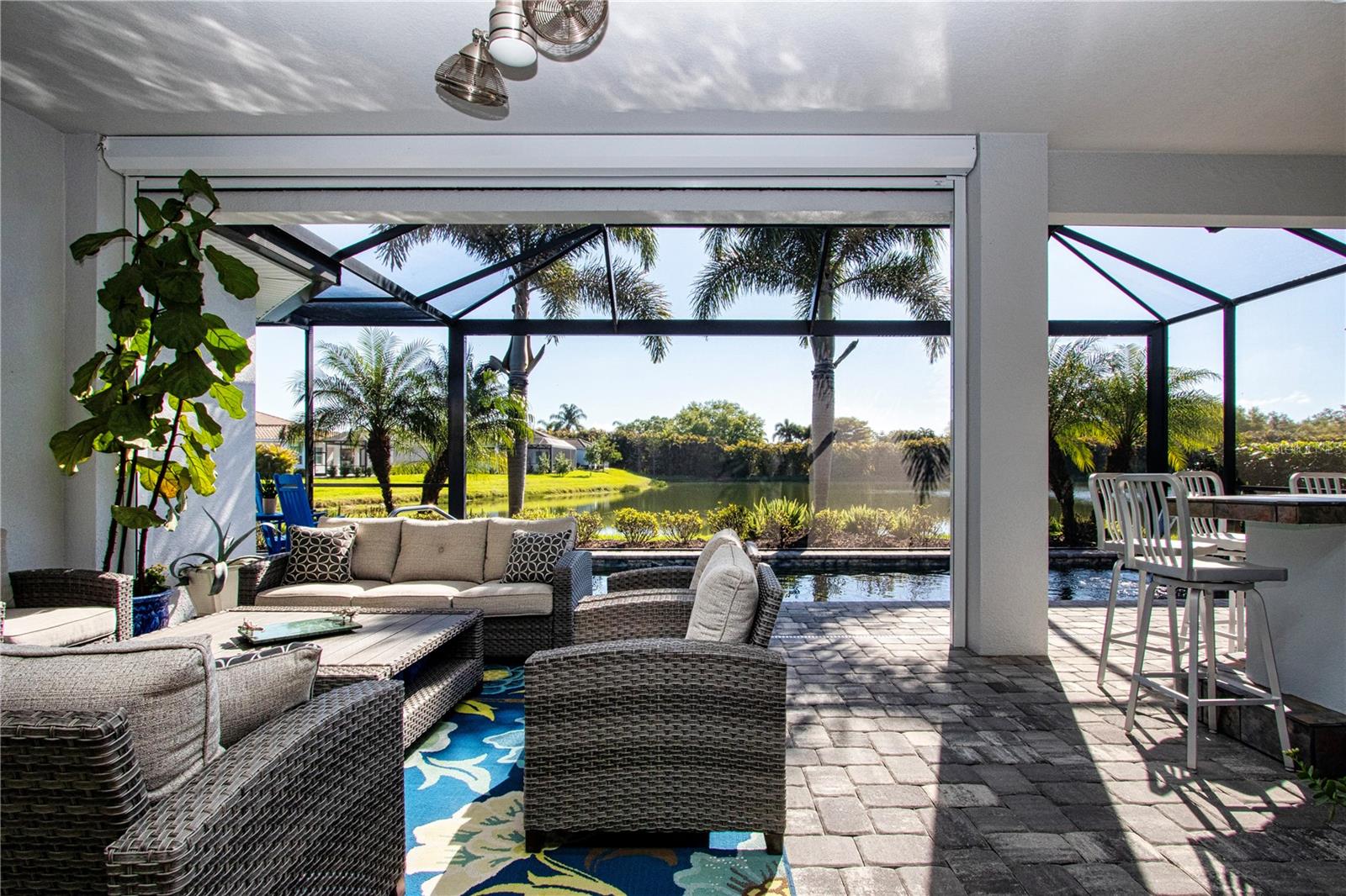 SANDHILL LAKE - Residential