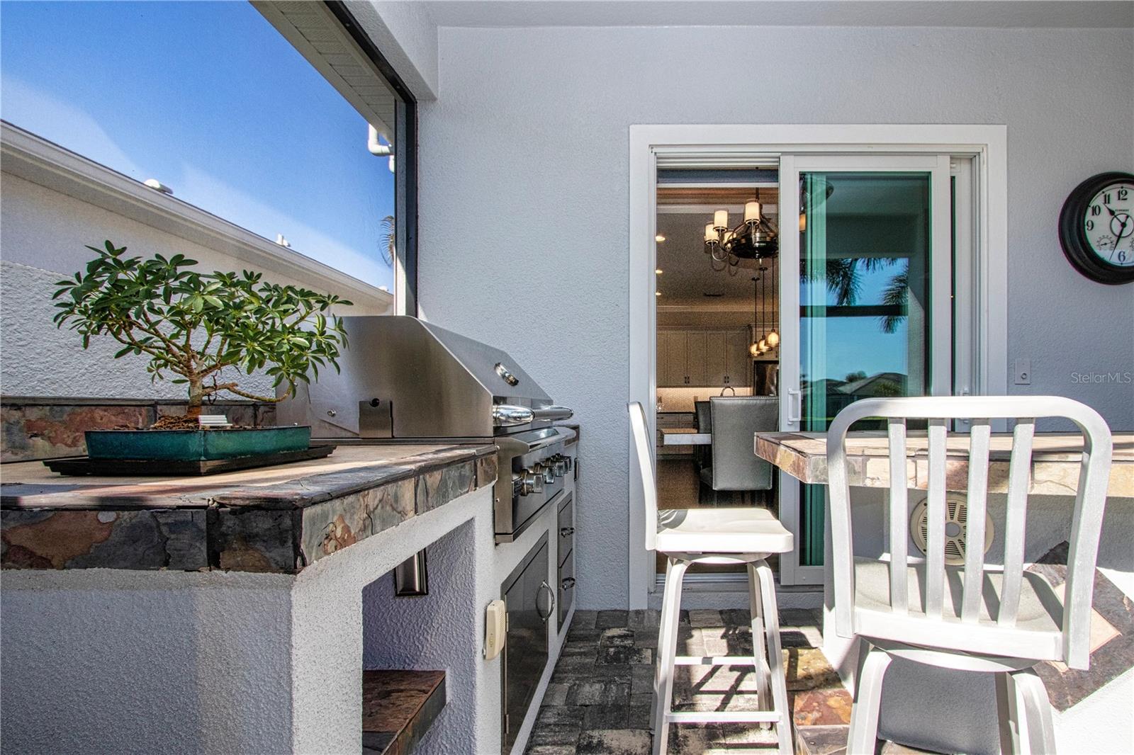 SANDHILL LAKE - Residential