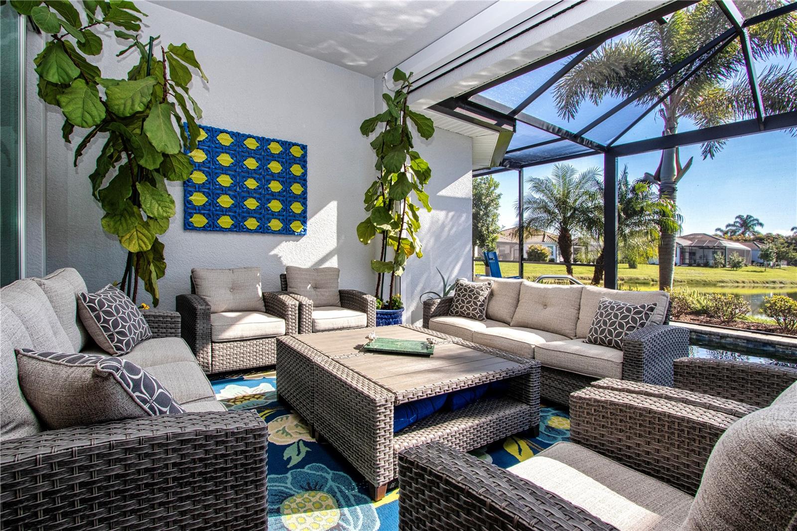 SANDHILL LAKE - Residential