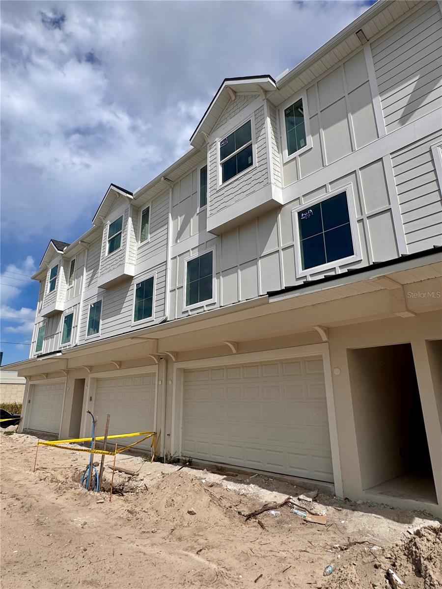 D4S | MADISON TOWNHOMES - Residential