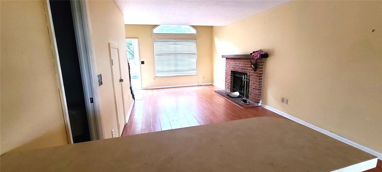 KINGSS COURT TWNHMS - Residential