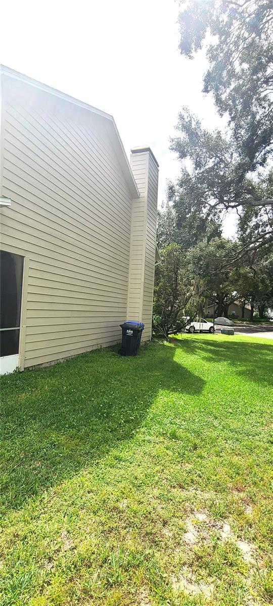 KINGSS COURT TWNHMS - Residential