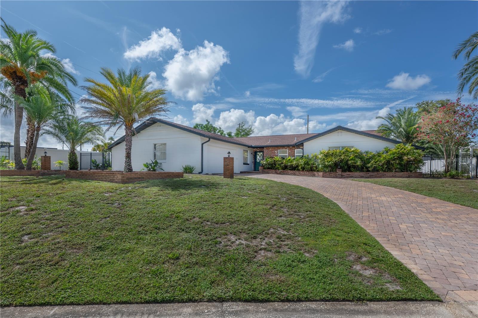 2826 AMBERGATE ROAD