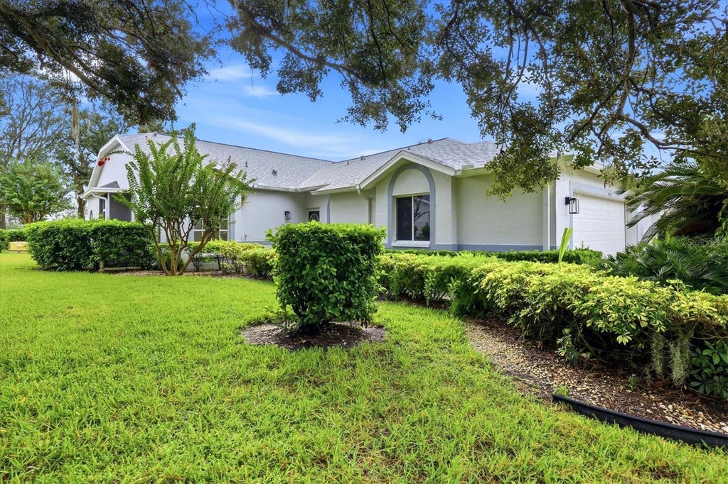 Photo of 5713 Cottonwood Street, Bradenton, FL 34203 (MLS # TB8556351)