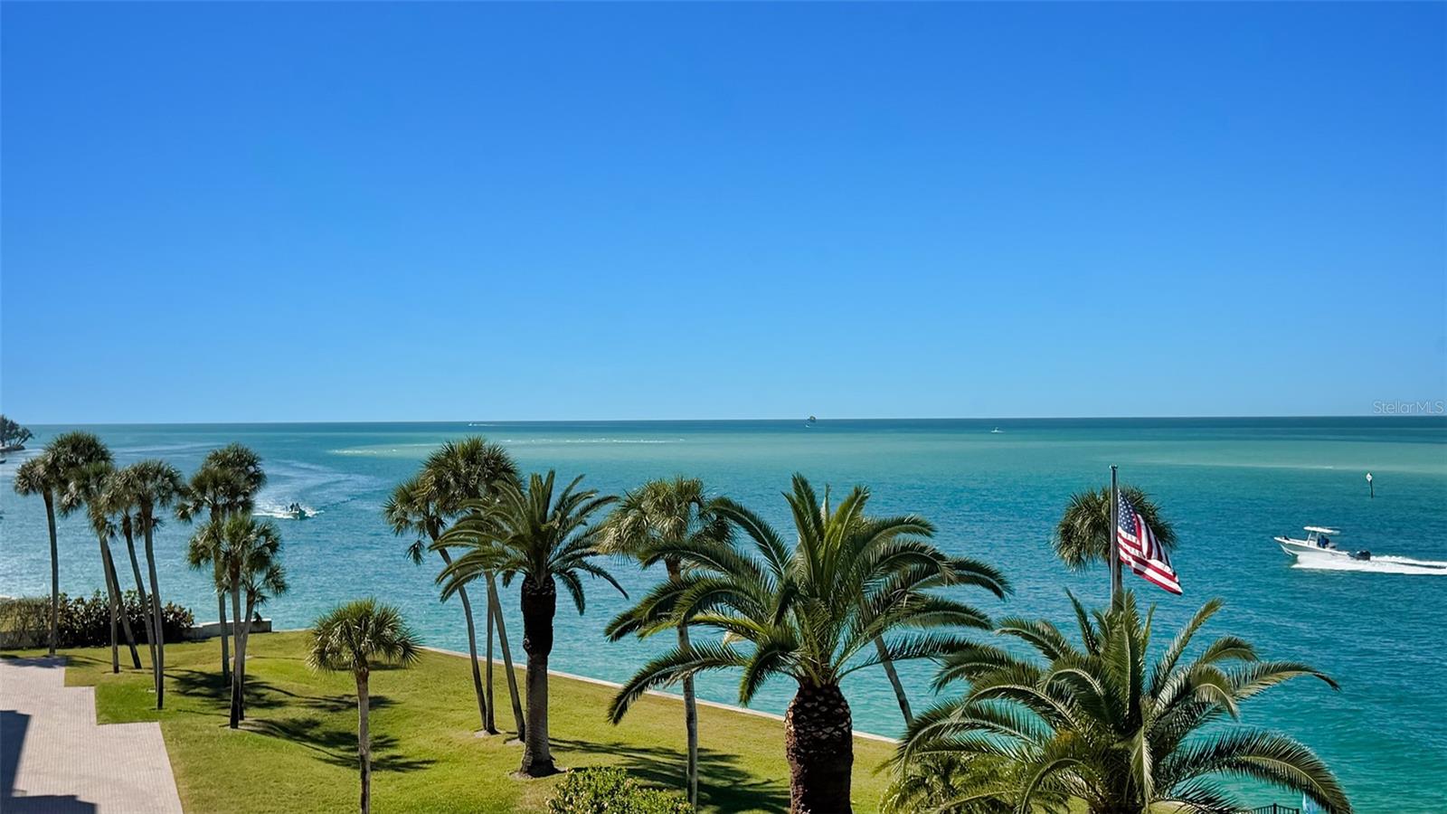 WINDWARD PASSAGE - Residential