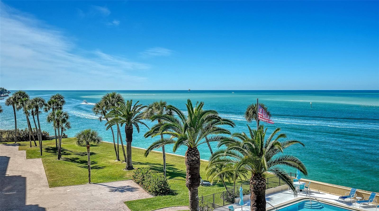 WINDWARD PASSAGE - Residential