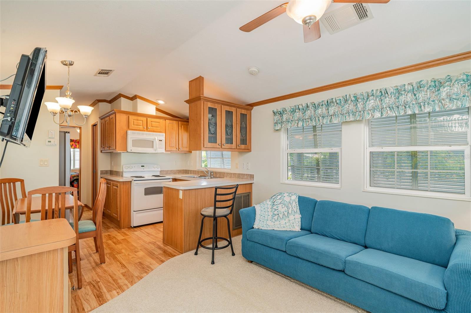 WATERS EDGE COOPERATIVE - Residential