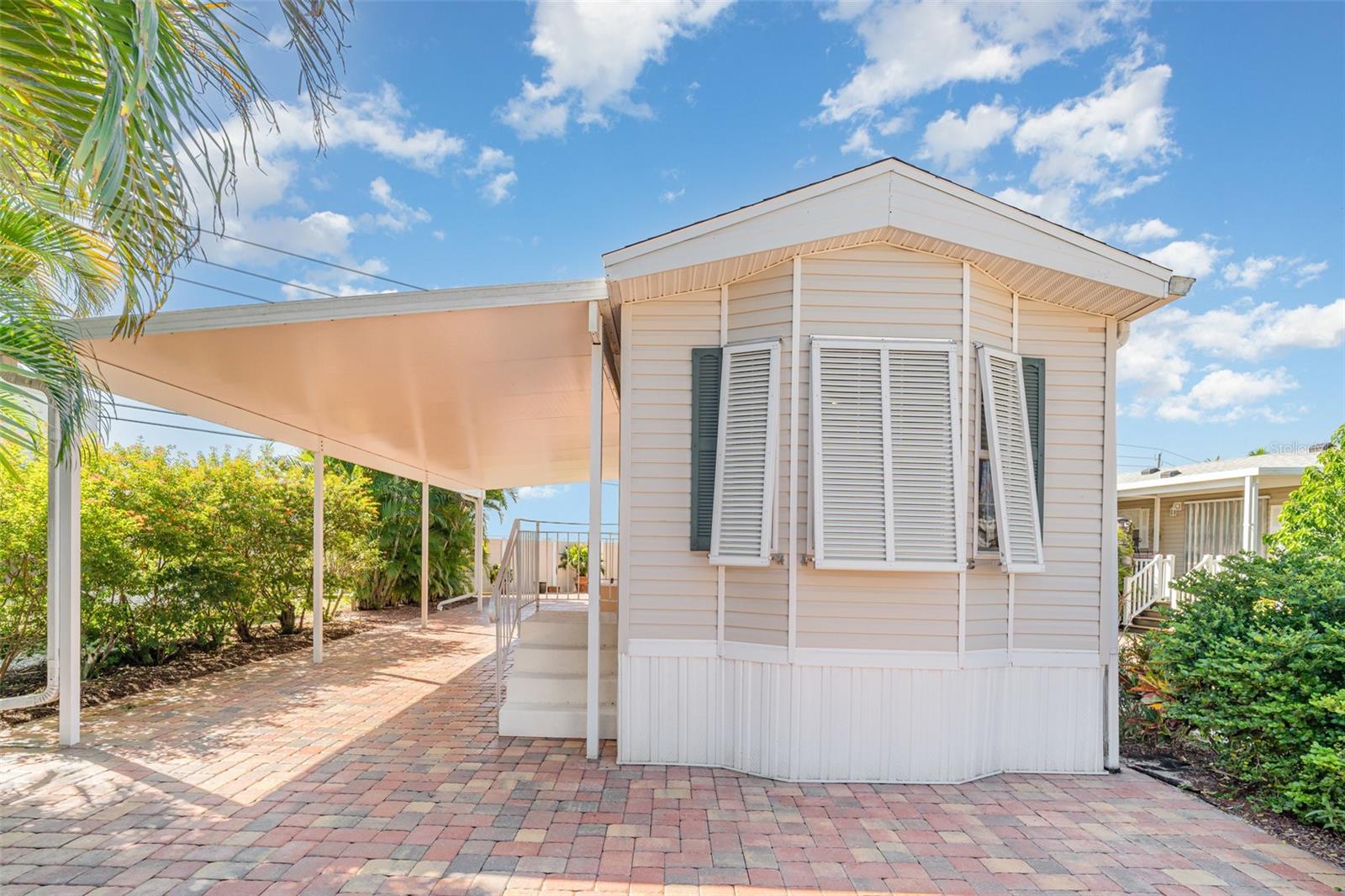 WATERS EDGE COOPERATIVE - Residential