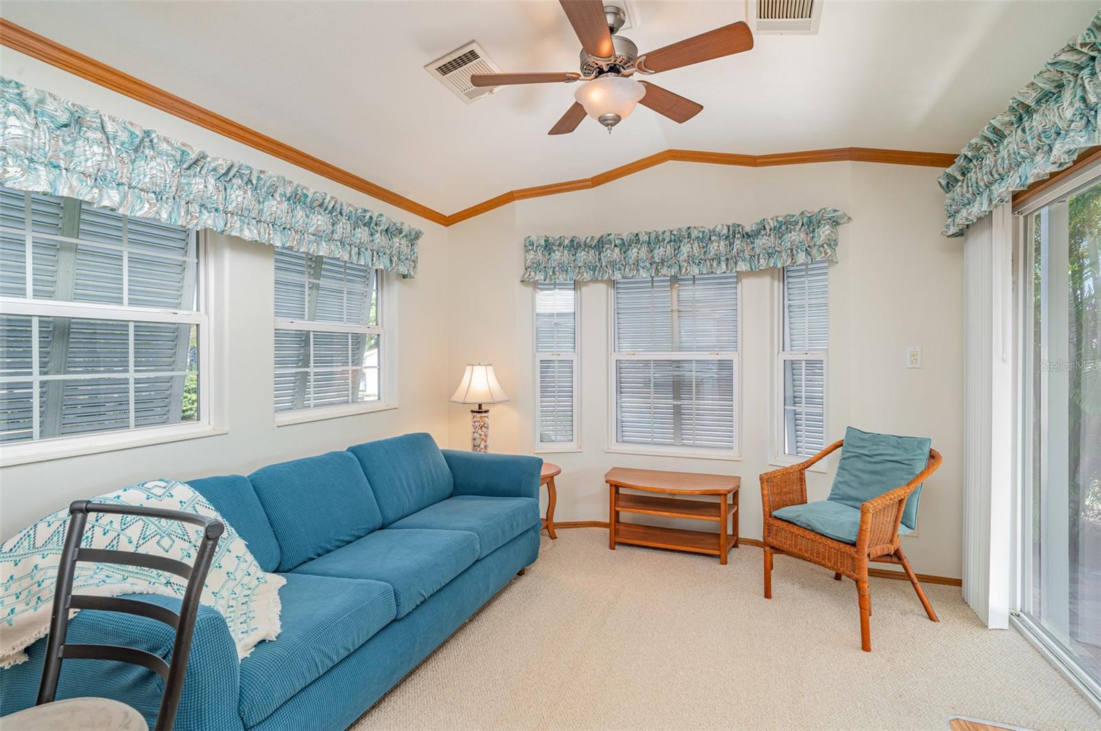 WATERS EDGE COOPERATIVE - Residential