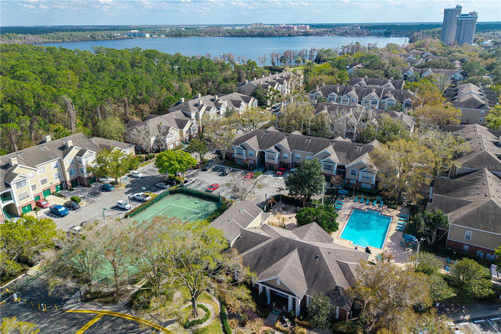 PLANTATION PARK PRIVATE RESIDENCE - Residential