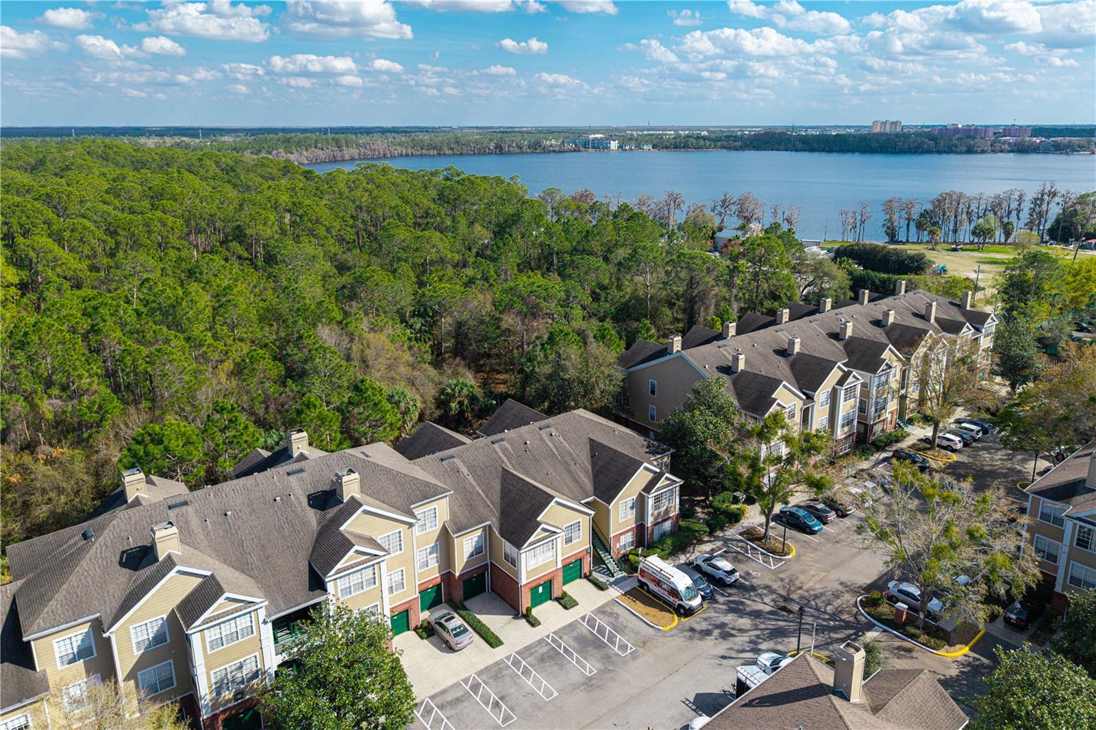 PLANTATION PARK PRIVATE RESIDENCE - Residential