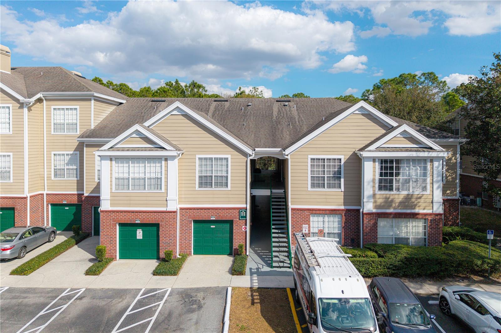 PLANTATION PARK PRIVATE RESIDENCE - Residential