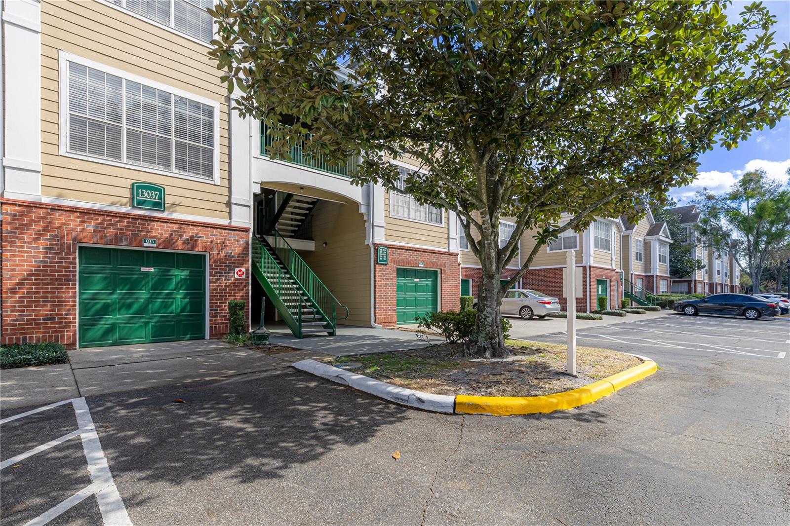 PLANTATION PARK PRIVATE RESIDENCE - Residential