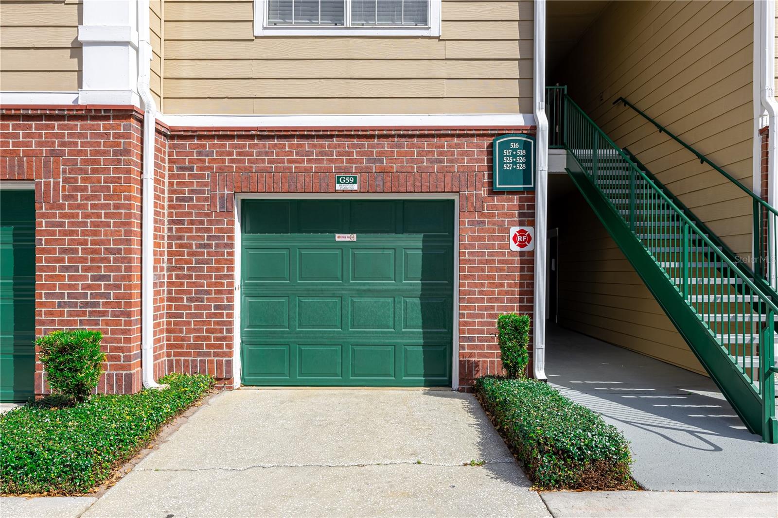 PLANTATION PARK PRIVATE RESIDENCE - Residential