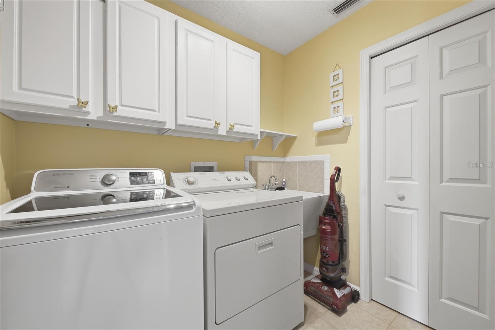 POLO PARK ESTATES - Residential