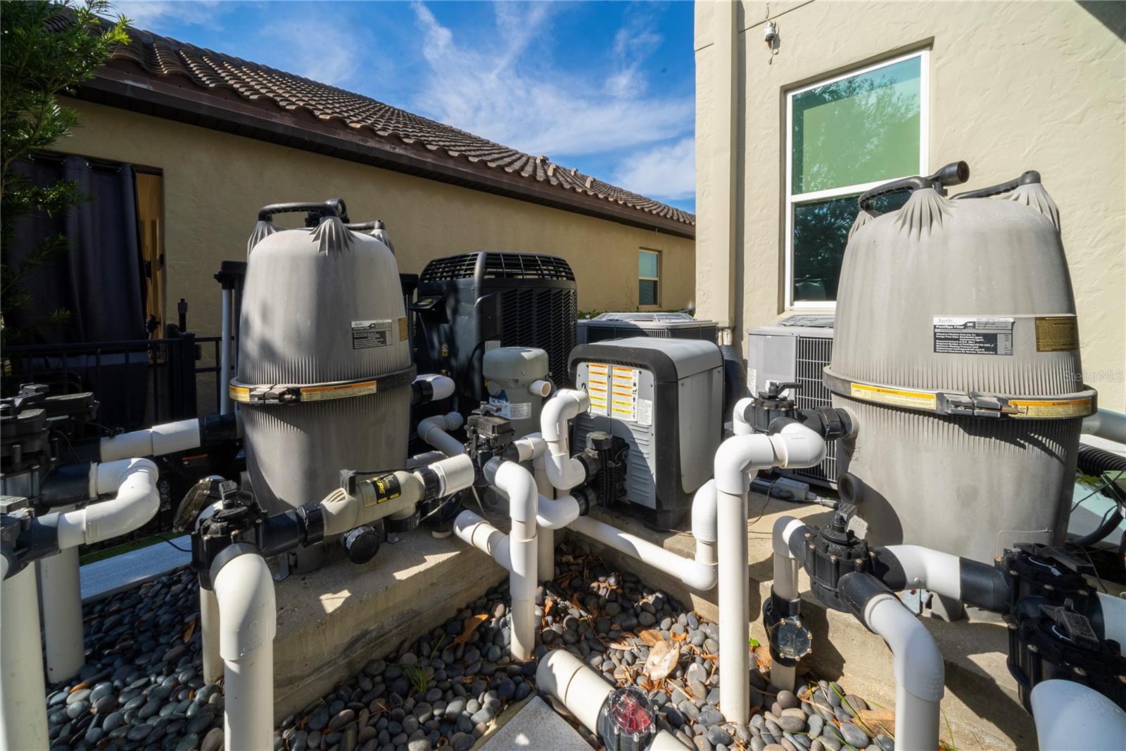 TWINWATERS - Residential