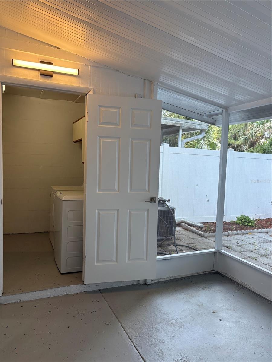 CARROLLWOOD PINES - Residential
