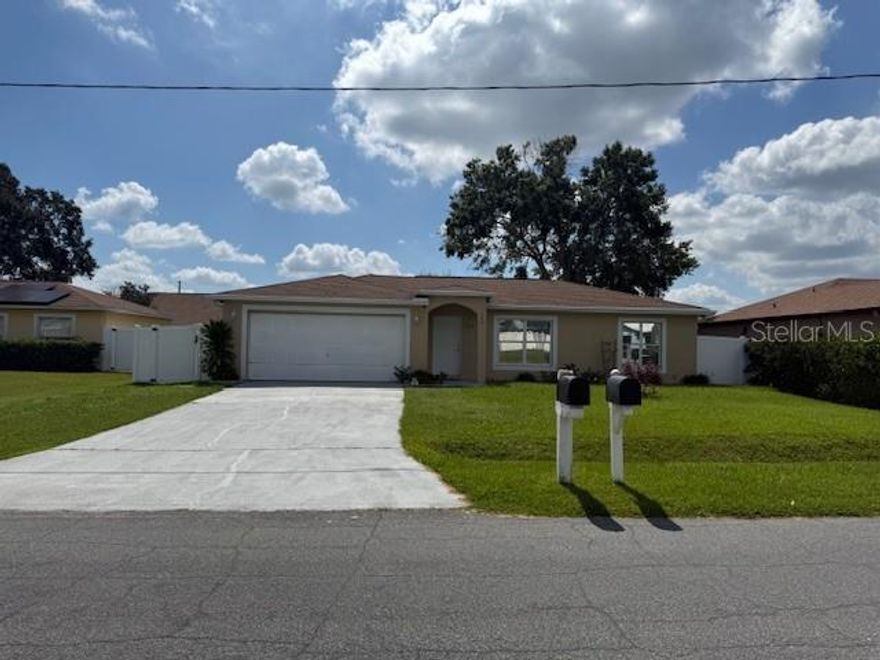 Beautiful home located minuted from everything like shopping, schools, hospitals. This property has a lot to offer:
nice size bedrooms, new roof, and new air conditioner. Home has been well distributed as far as the kitchen and living room. It has ceramic tile throughout. The bathroom has been updated with new toilets and new vanities 
and property has been well taken care of.
You won't be disappointed, so schedule the showing today.  Sellers are motivated.