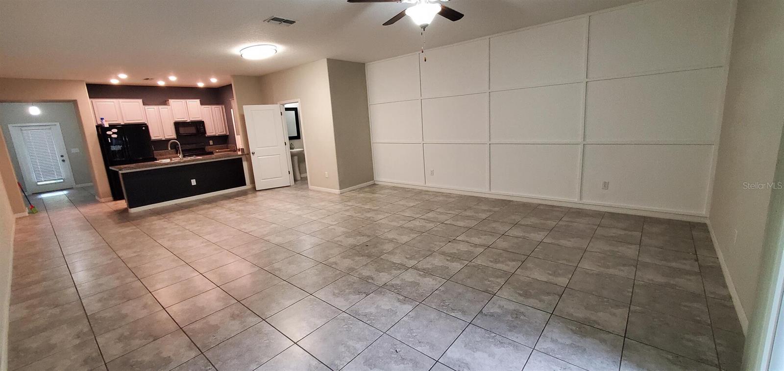 10422 LAKE MONTAUK DRIVE