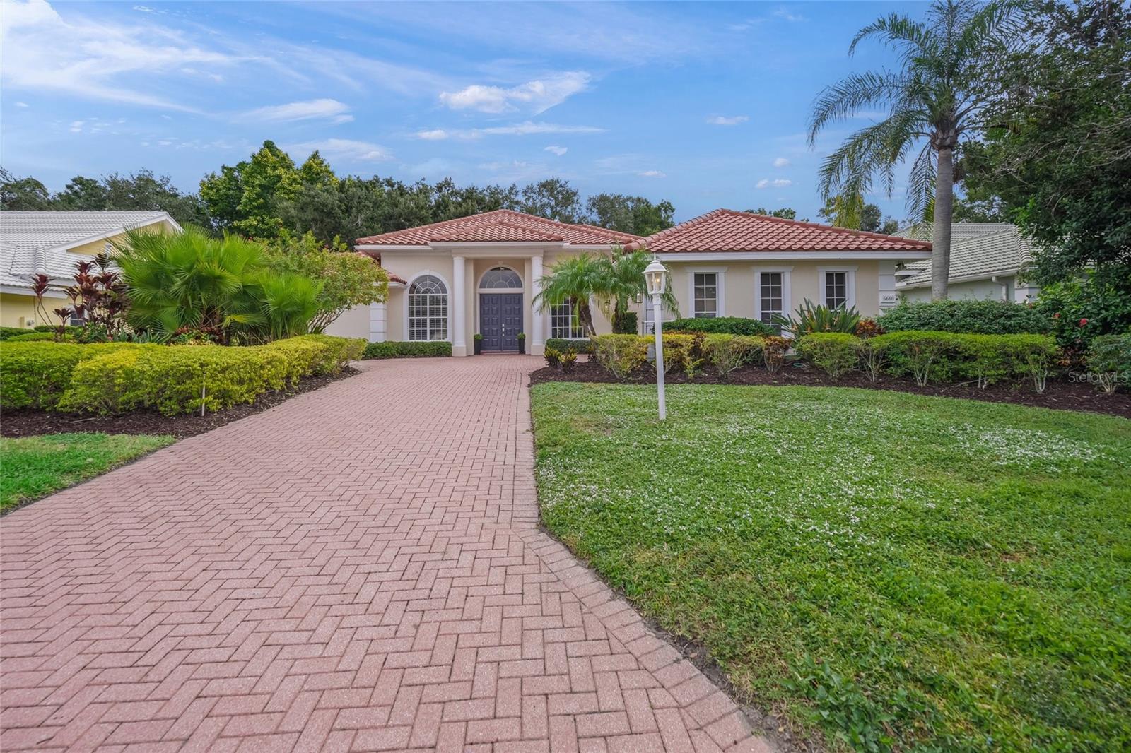 ST JAMES PARK - Residential