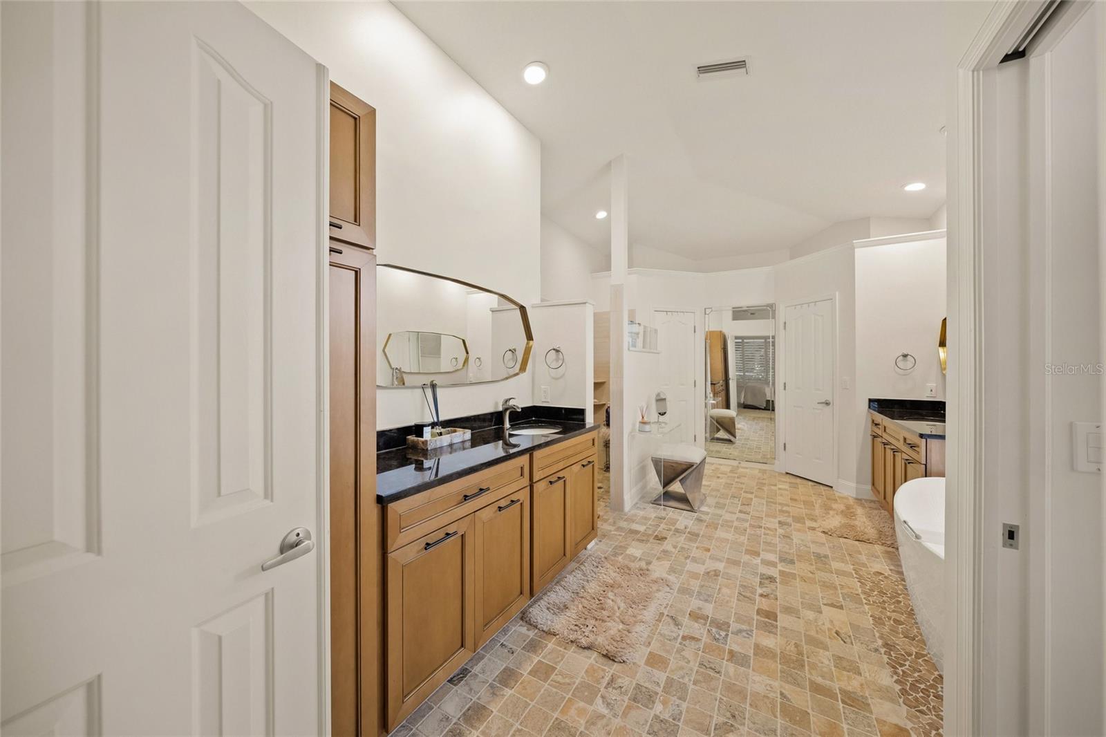 ST JAMES PARK - Residential