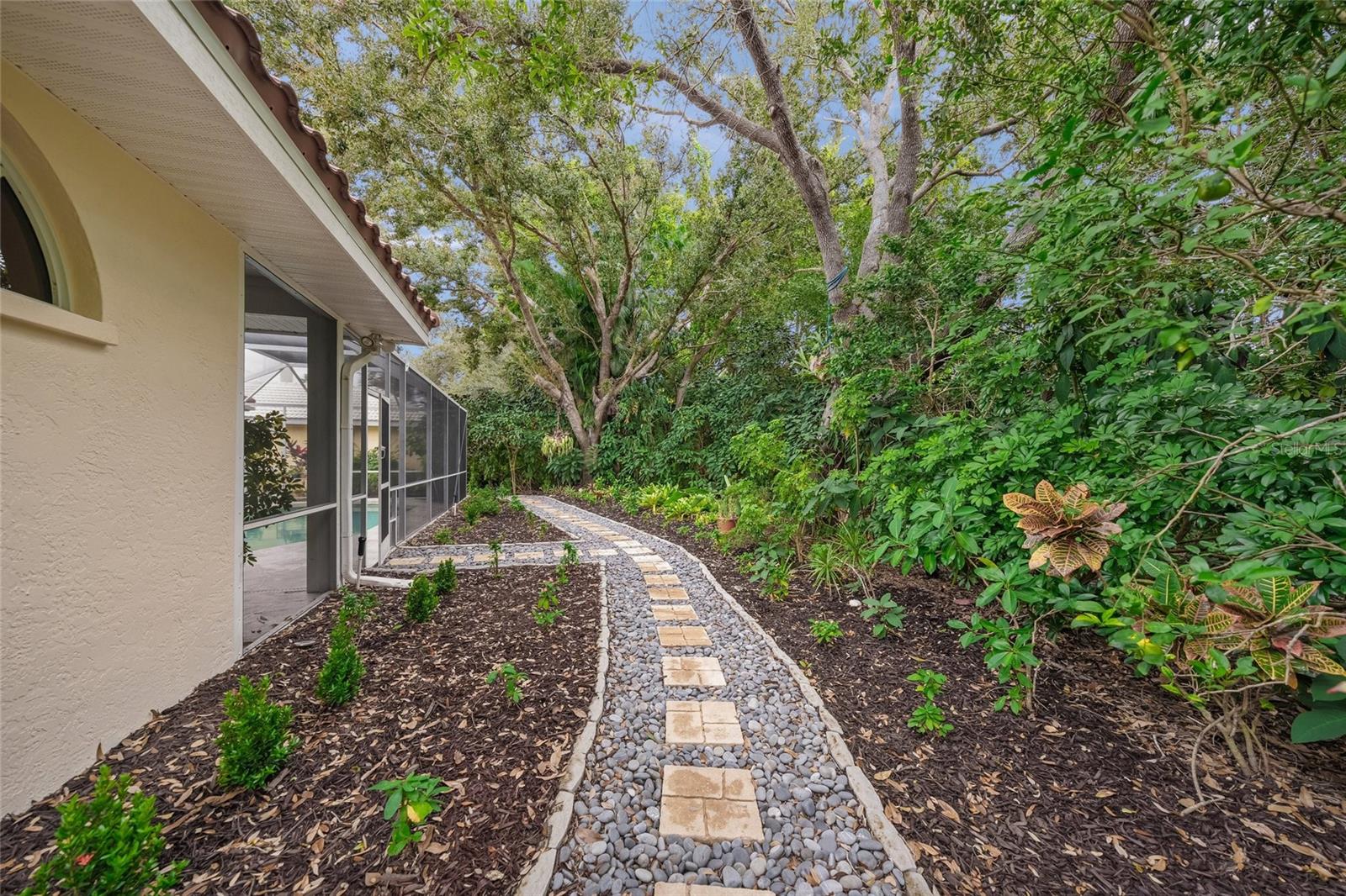 ST JAMES PARK - Residential