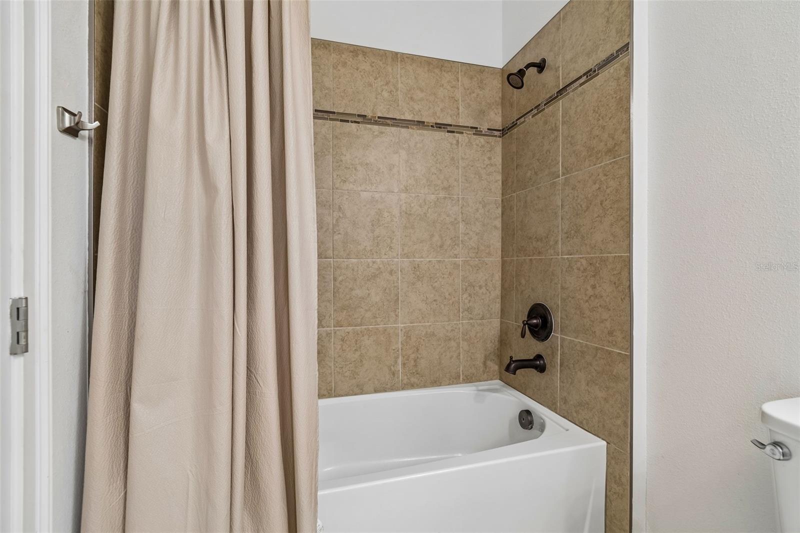 FLORABLU ESTATES - Residential