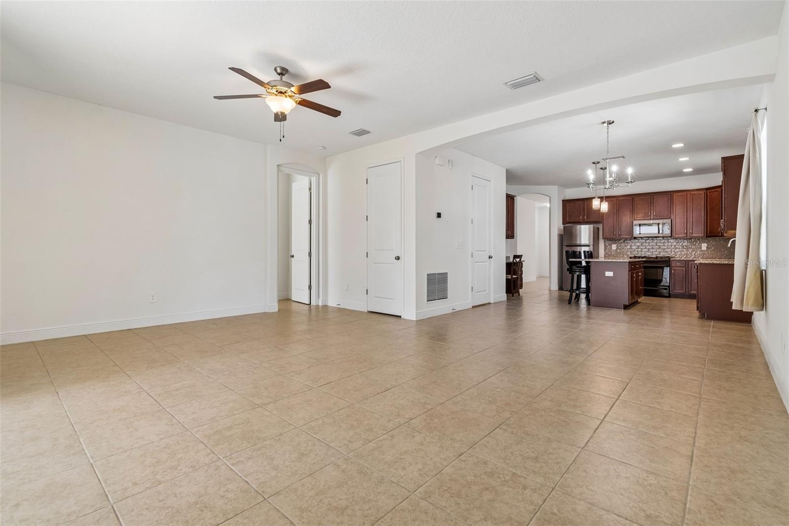 FLORABLU ESTATES - Residential