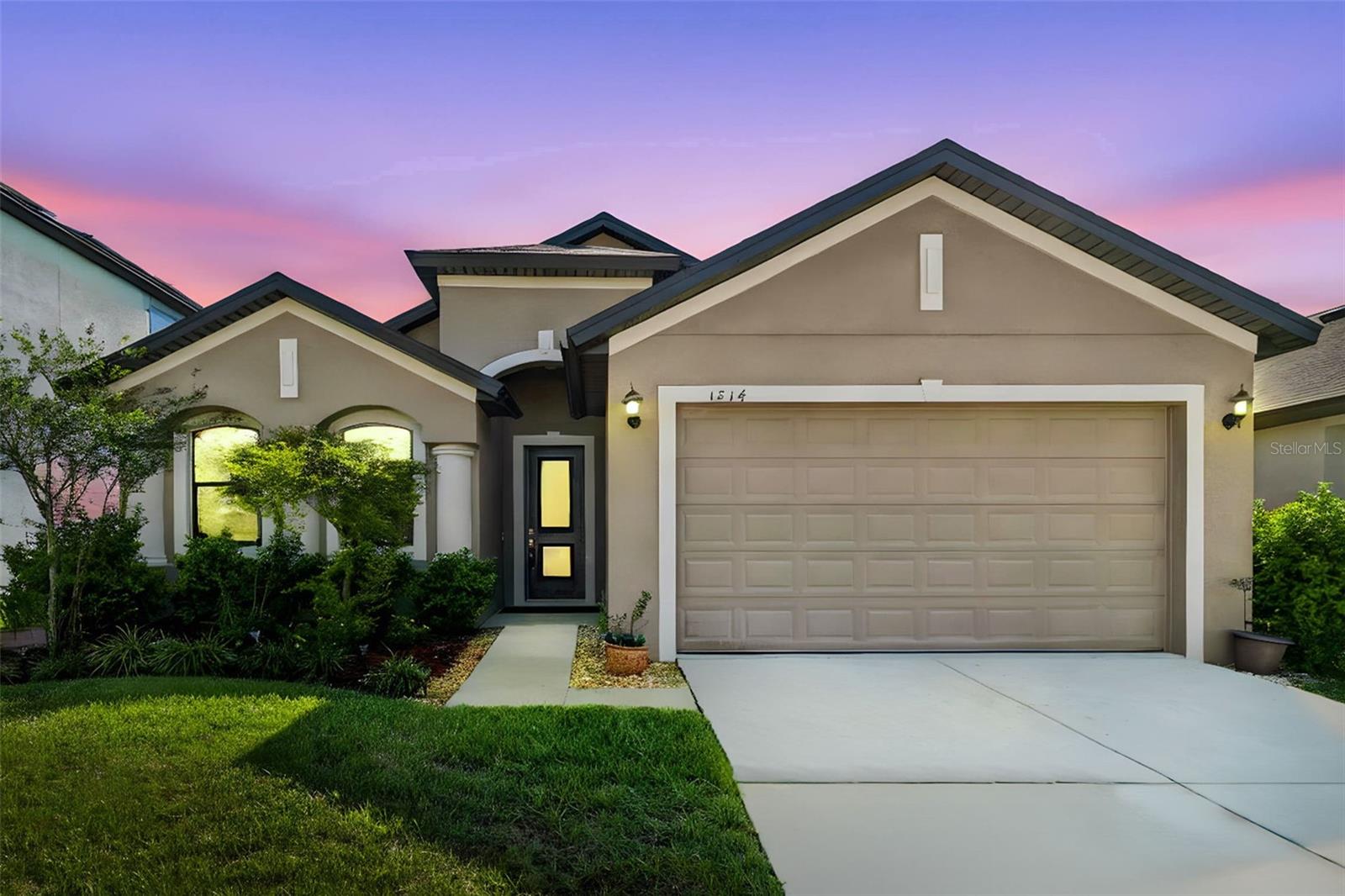 FLORABLU ESTATES - Residential