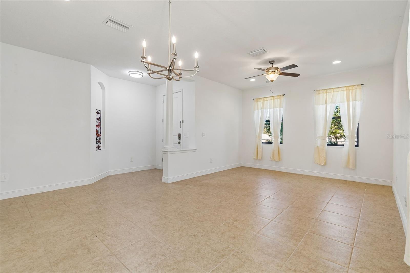 FLORABLU ESTATES - Residential