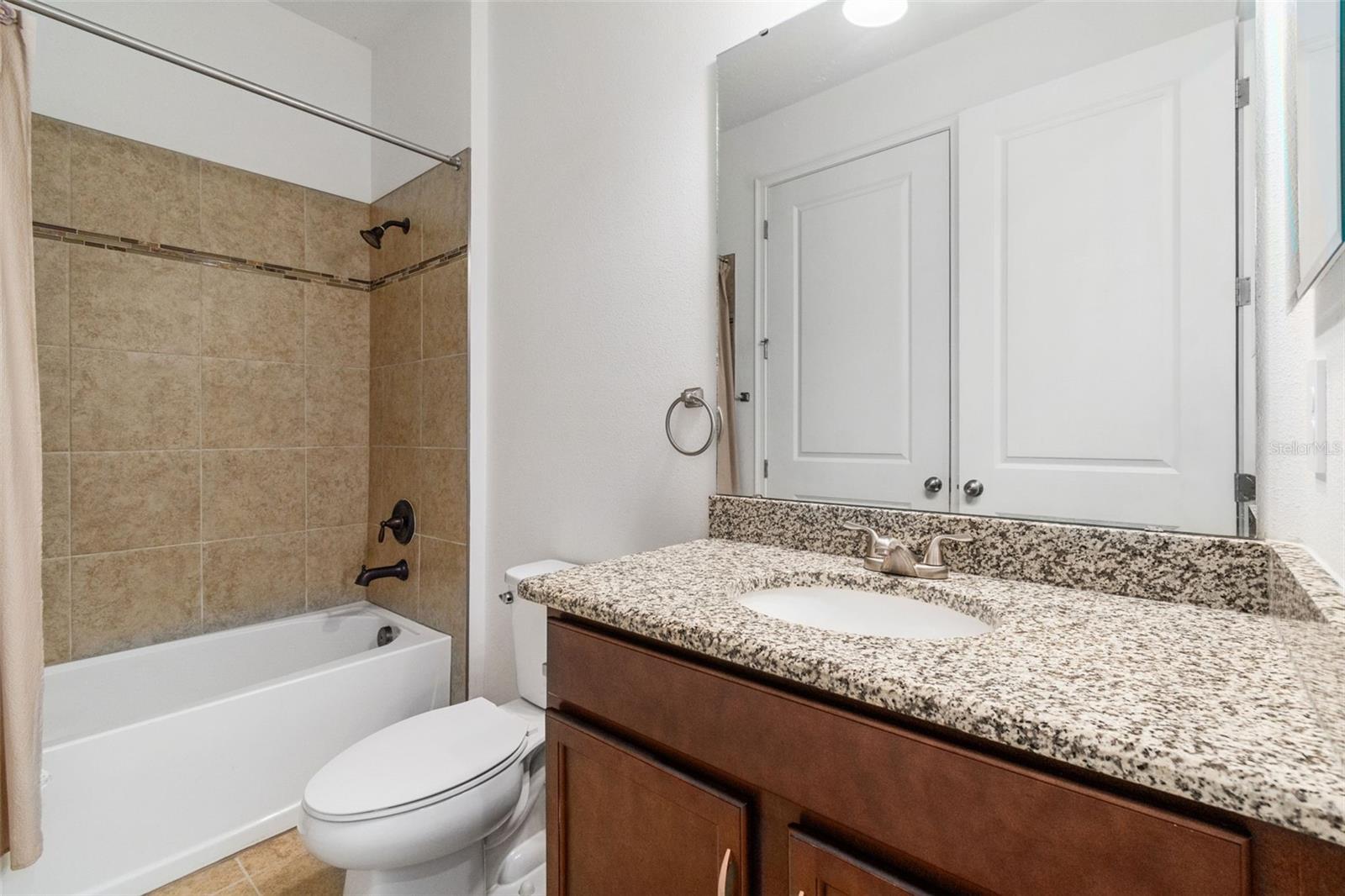 FLORABLU ESTATES - Residential