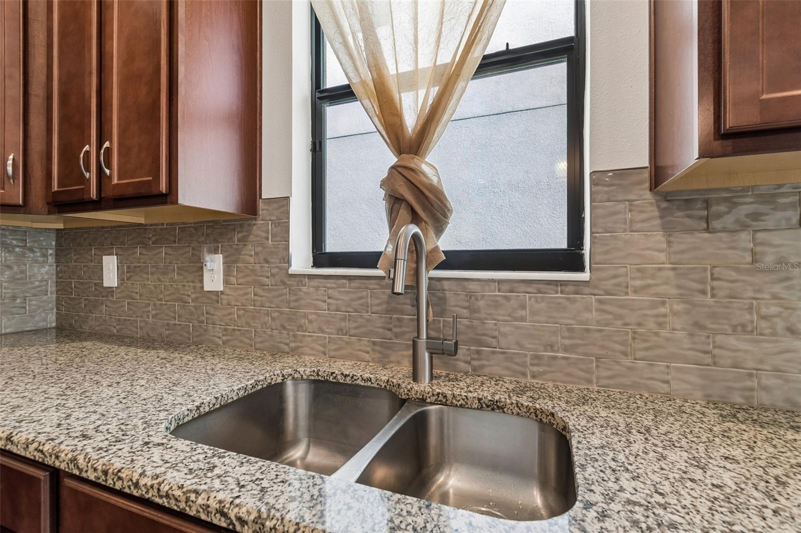 FLORABLU ESTATES - Residential