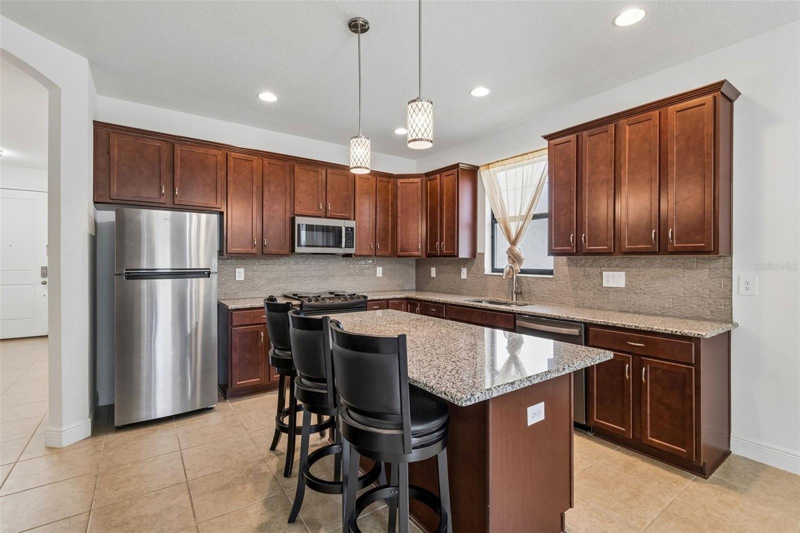 FLORABLU ESTATES - Residential