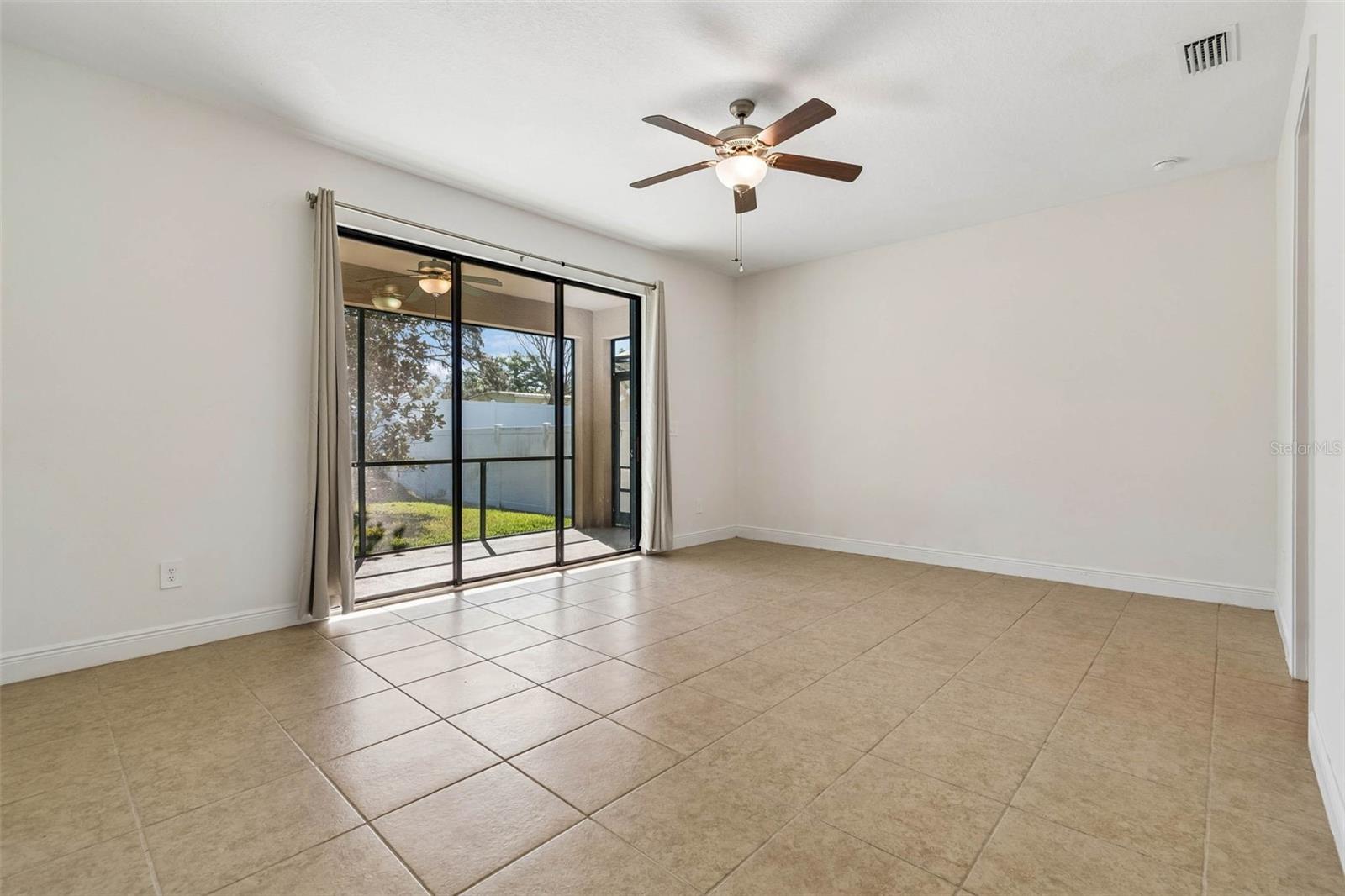 FLORABLU ESTATES - Residential