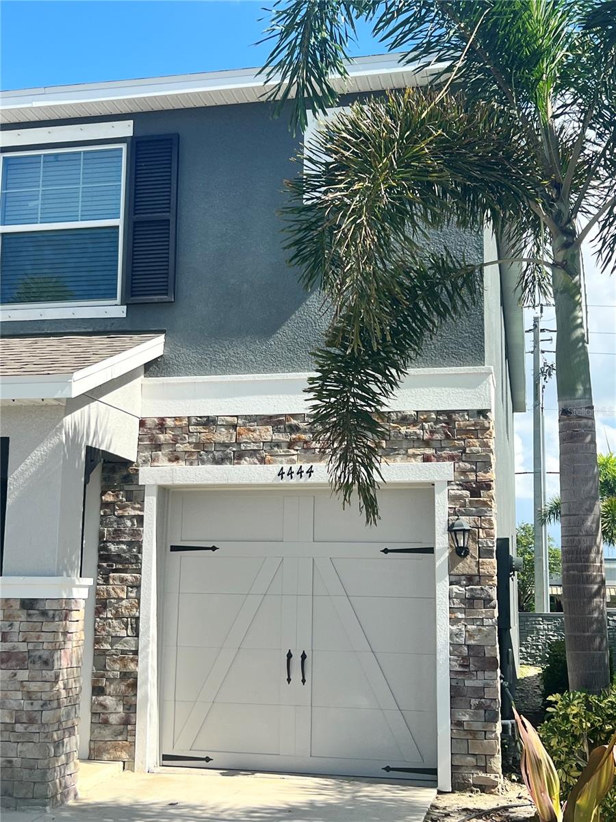 4444 AQUA MIRAGE STREET