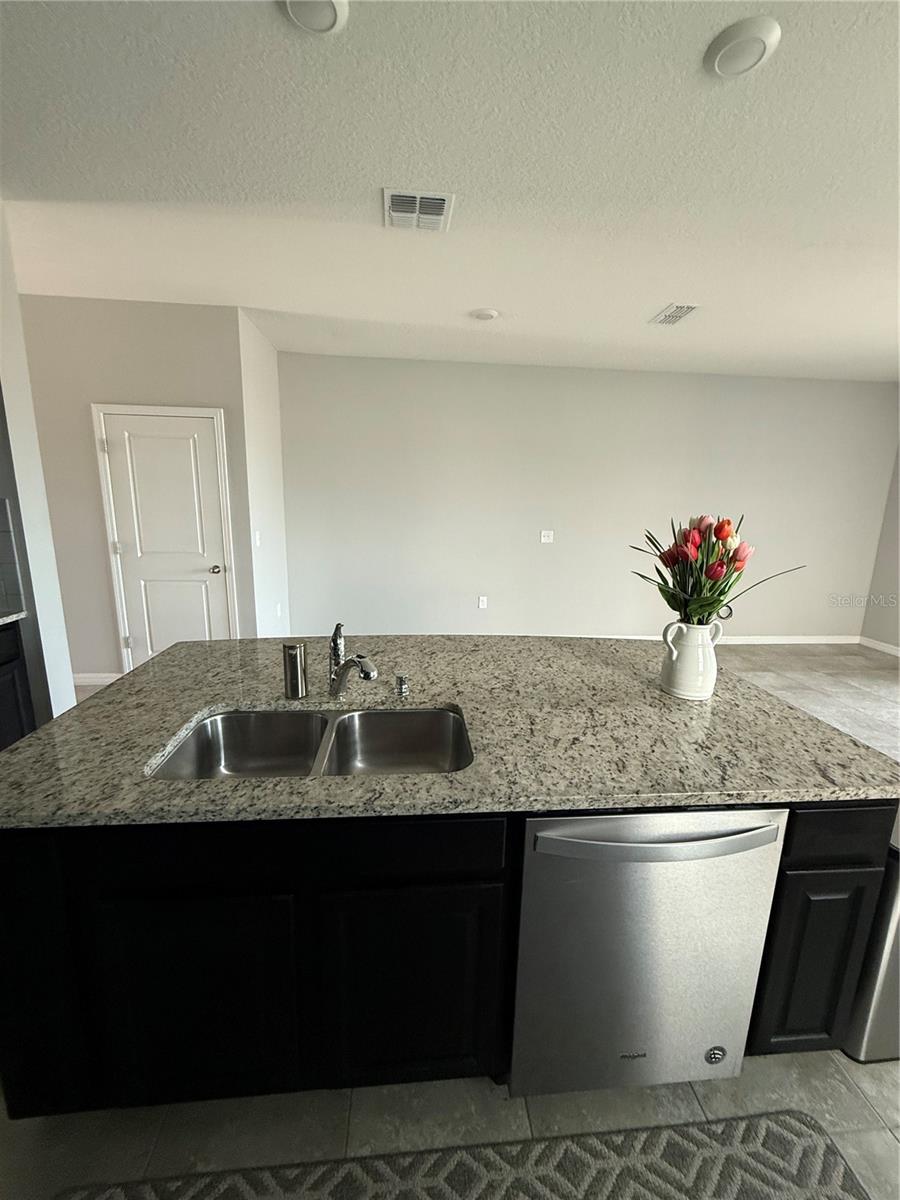 PROMENADE ESTATES PH I - Residential