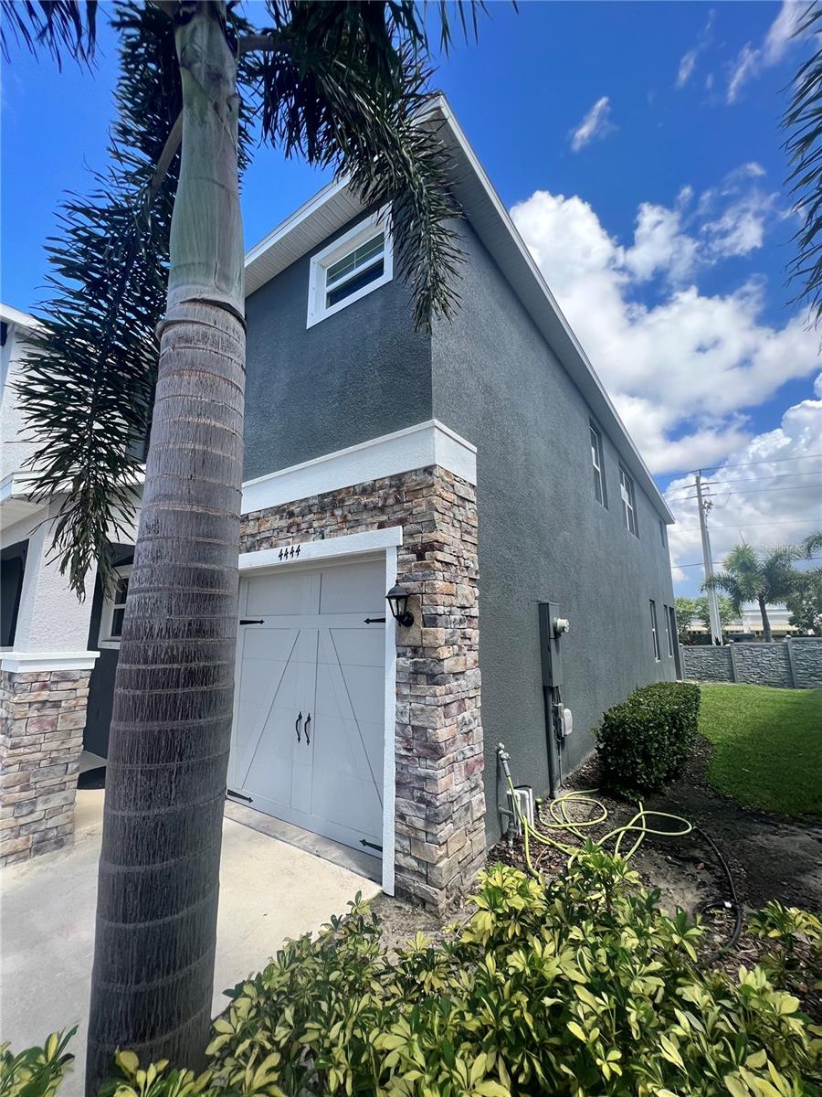 4444 AQUA MIRAGE STREET