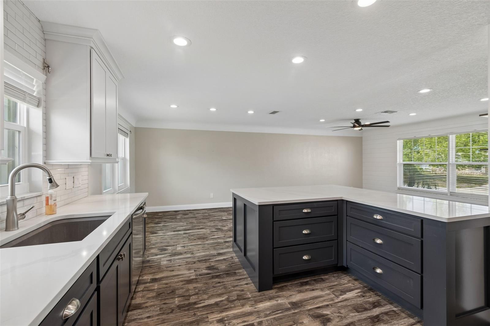 RIVIERA HEIGHTS 1ST ADD - Residential